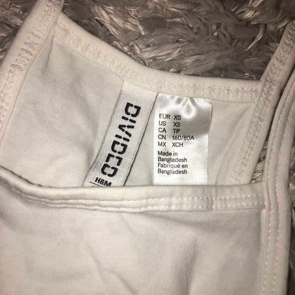 ***(bundle) cropped tank tops - Picture 3 of 10